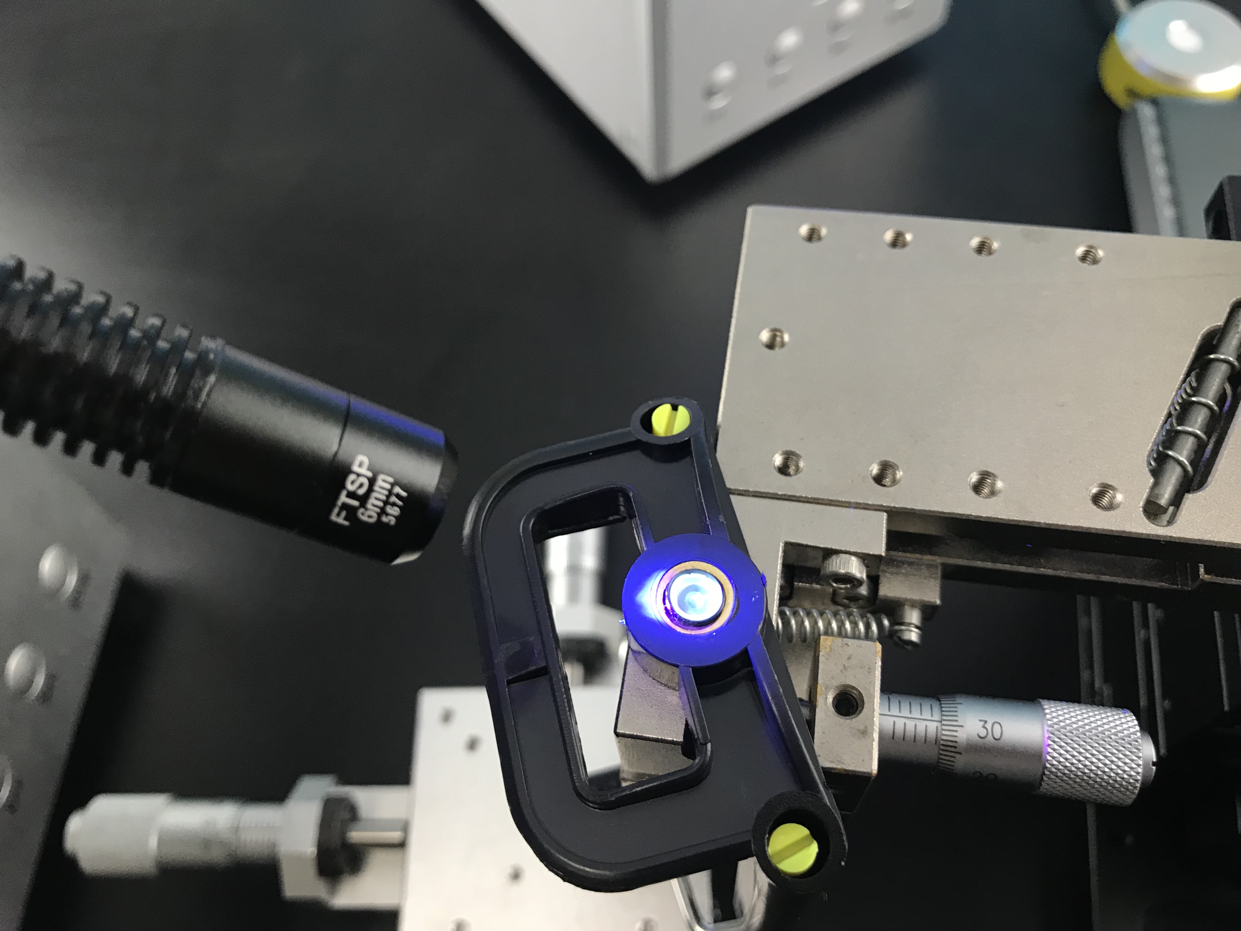 【UV膠水】的折射率是什么？不同的折射率該如何選擇？